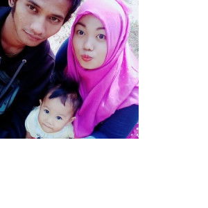 Rheny pratiwi profile icon