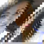 Devi Putri Anggrayeni profile icon