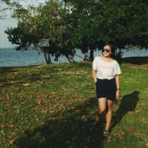 aira madrazo profile icon