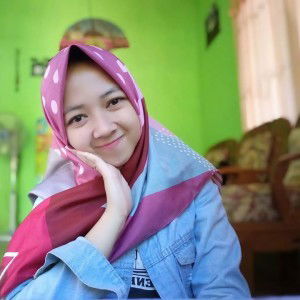 Leni Cahyani profile icon