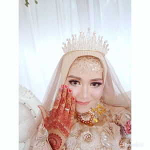 Dea Adhelia profile icon