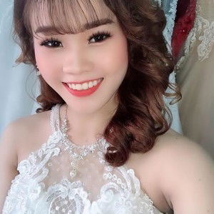 Nguyễn Cẩm Nhiên profile icon