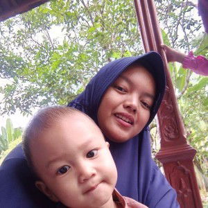 Larasati Retno profile icon