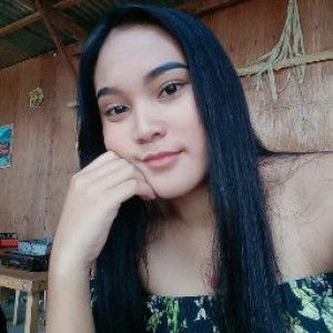 Jealah Mae Enopia profile icon