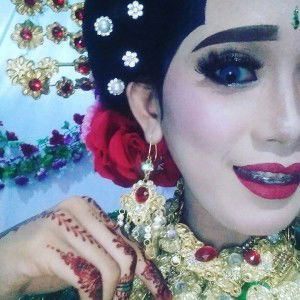 Ikha Mustika Sari profile icon