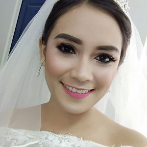 Dessy Louisten profile icon