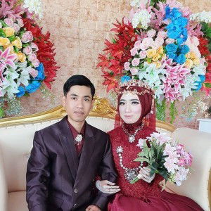 Wulansari profile icon