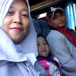 Rochmi Hidayati profile icon