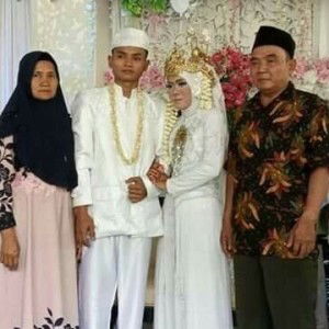 Rini Kanarsih profile icon