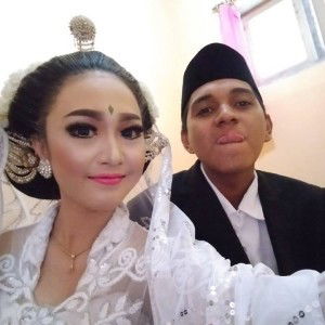 Nenicc Pooetry profile icon