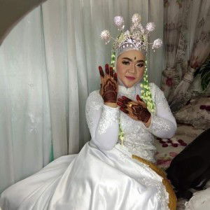 Vemita Fatmala profile icon