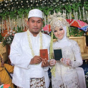 Putri Anggraeni profile icon