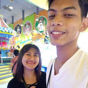 Chrisine Piea profile icon