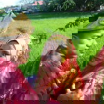 Ecah Echryna profile icon