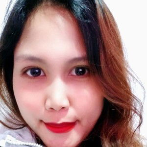 Elle Yacas profile icon