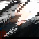 Sharon E Sumampouw profile icon