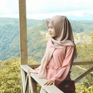 Delonia Lovelyn profile icon