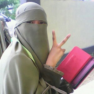 Viviana Anwar profile icon