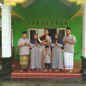 Yuniarti Prihatin profile icon