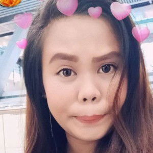 JhoviieLhyn Biating profile icon