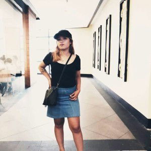 Rebecca Villaret profile icon