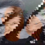 Theresa de Leon profile icon