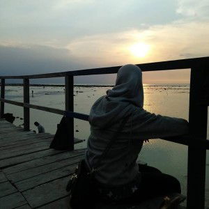 Laely Vhie Tha profile icon