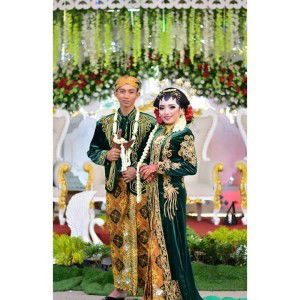 Anisa Dwi Nurhayati profile icon