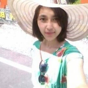 Triyaz Dewi profile icon