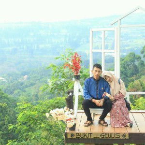 Nur Aini profile icon