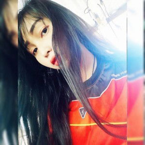 Cherry'za Sat-hip profile icon