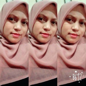 Siti Yulianti profile icon