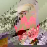 nurul hafeezah profile icon