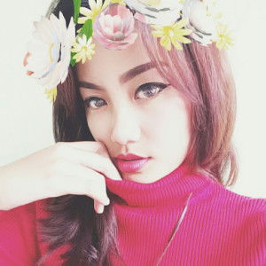 Queenahlia Octaviana profile icon