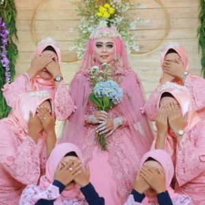 Heni Oktafiani II profile icon