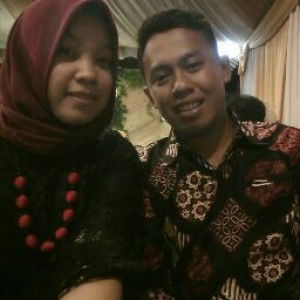 anisa wahyu profile icon