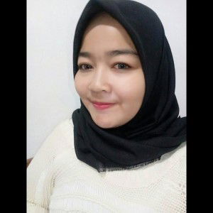 Esti Efriyanti profile icon