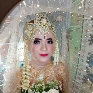 Dessy Setiana profile icon