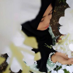 Yunni Yulianni profile icon