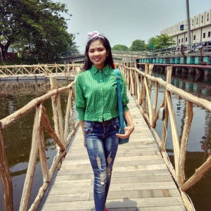 Reniia watii profile icon