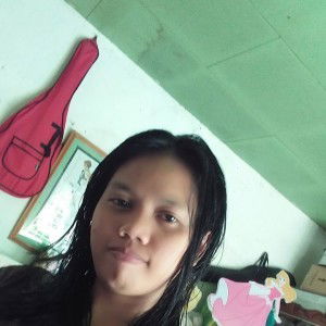 Revilyn Valdez profile icon