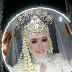 Eka Dewy Maesaroh profile icon