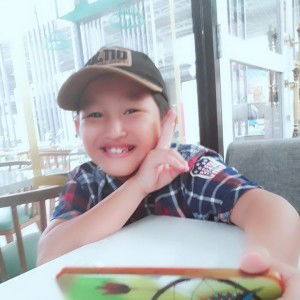 Ade Arini profile icon