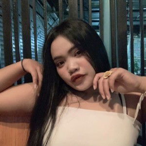 May Lee profile icon