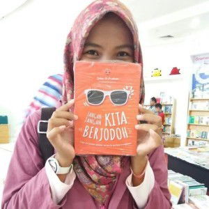 Qoriatul Fitriah profile icon