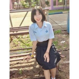 ลี วายส์. profile icon