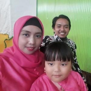 Nirmala EkHa Putri profile icon