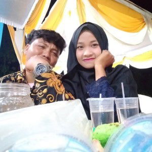 Dewi Purwati profile icon