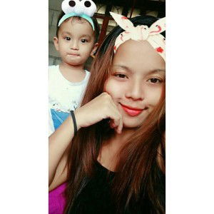 mommy azen profile icon