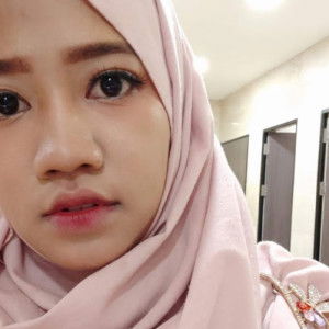 Wulan Apriliyana profile icon